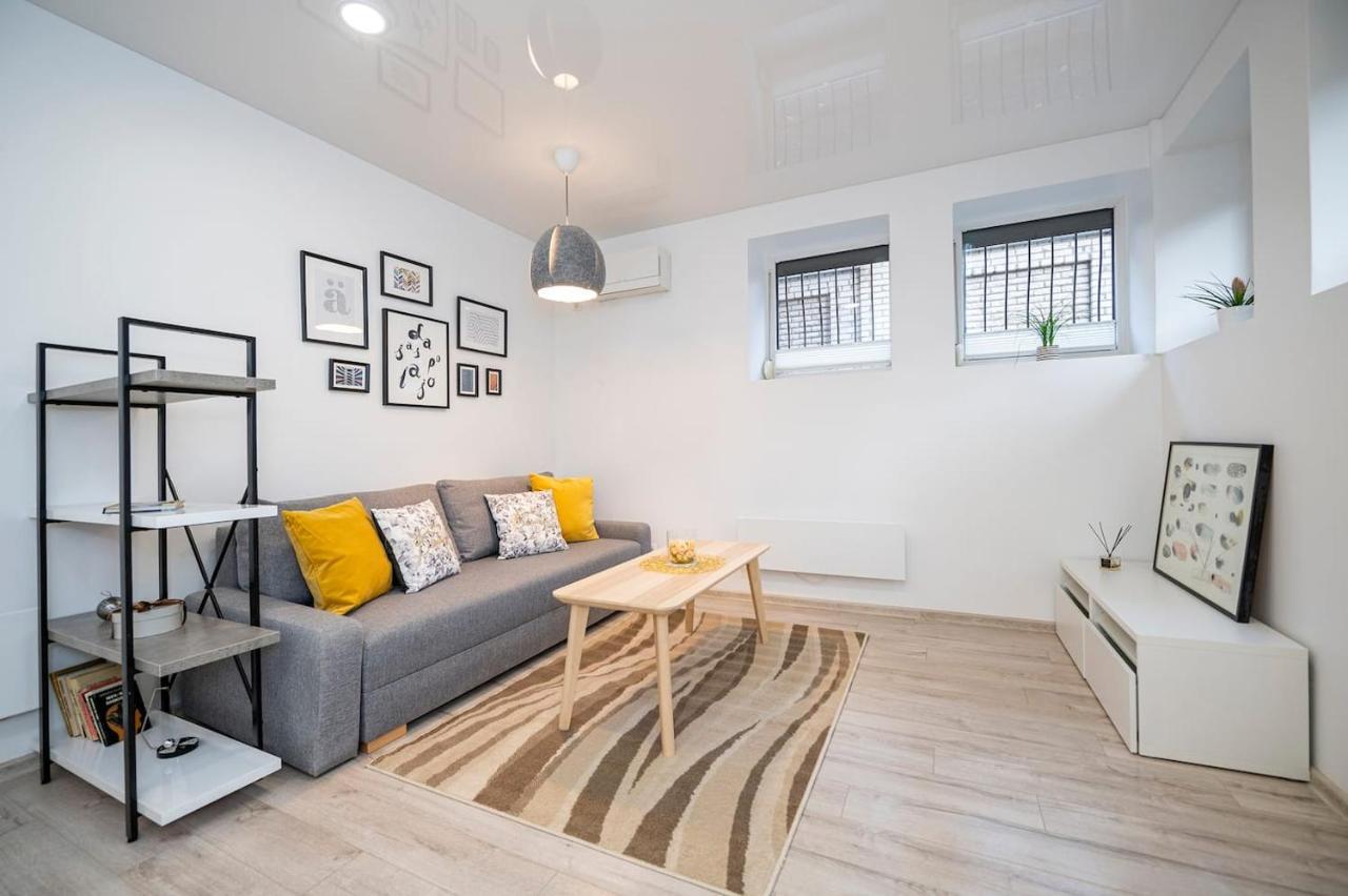 Kepezinski Centre Apartments كاوناس المظهر الخارجي الصورة